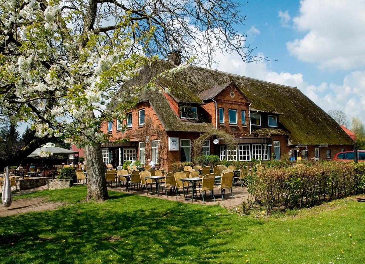 Landgasthof Kasch - Hotel Und Restaurant Malente Exterior photo